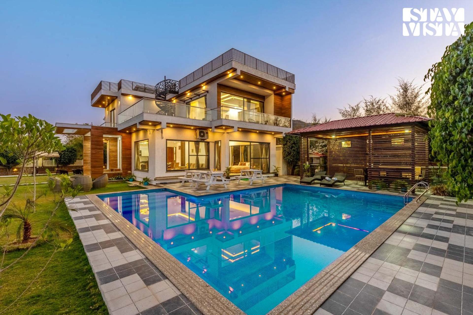 Stayvista'S Bella Dream - Mountain-View With Outdoor Pool, Lawn Featuring A Gazebo & Indoor Games Udajpur Zewnętrze zdjęcie